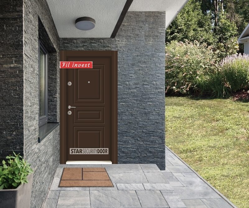 Врата Star Security Door серия Outdoor модел LP12 Кафява
