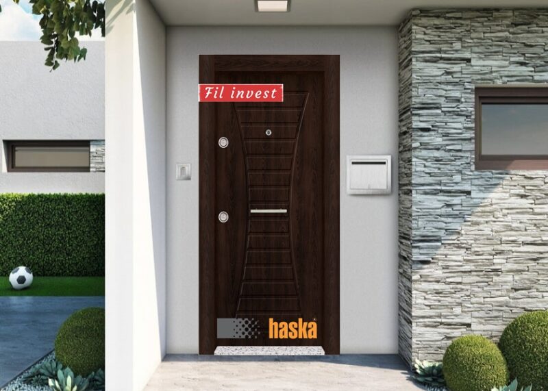Входна врата Haska серия Outdoor модел Бетопан Орех