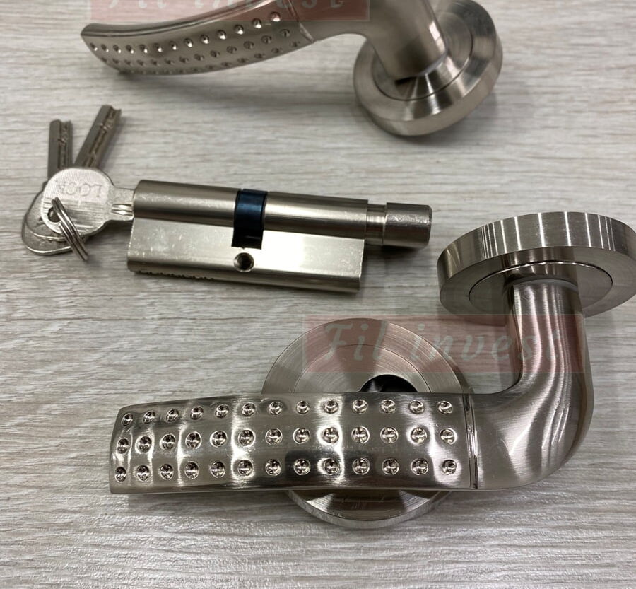 дръжки модел 304 за интериорни врати Росал