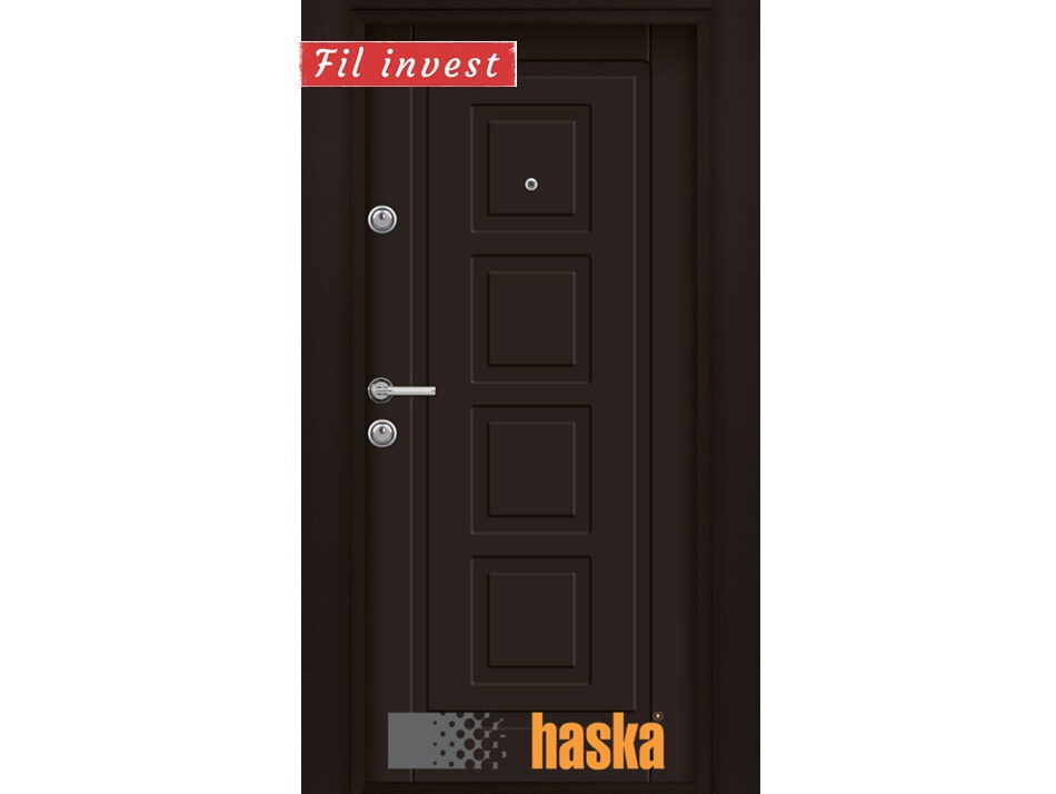 Врата Haska от серия Outdoor модел DC70 орех