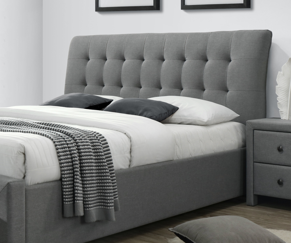 Alternative view of Тапицирано легло Percy 160